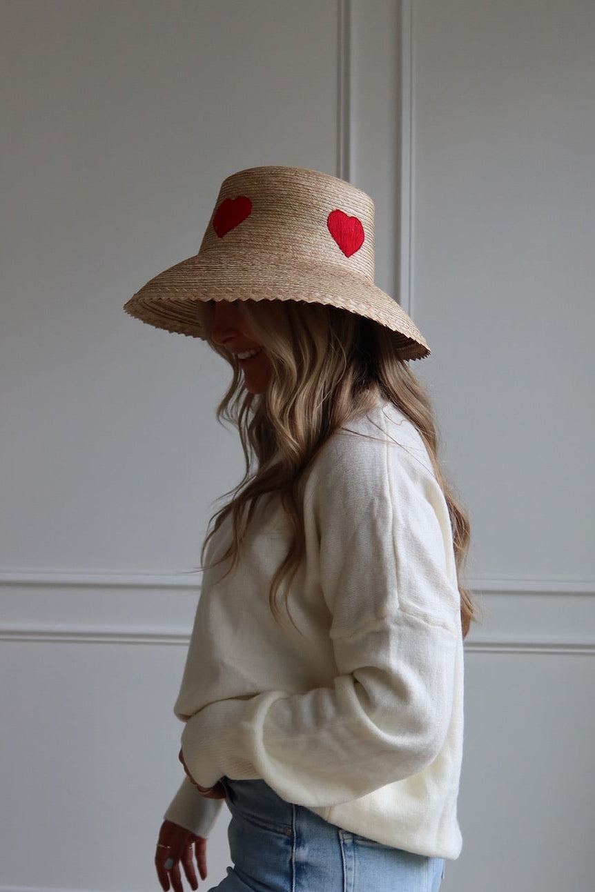 Sunshine Tienda Heart Bucket Hat