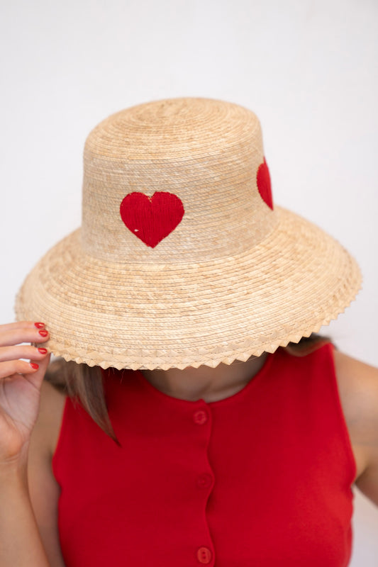 Sunshine Tienda Heart Bucket Hat