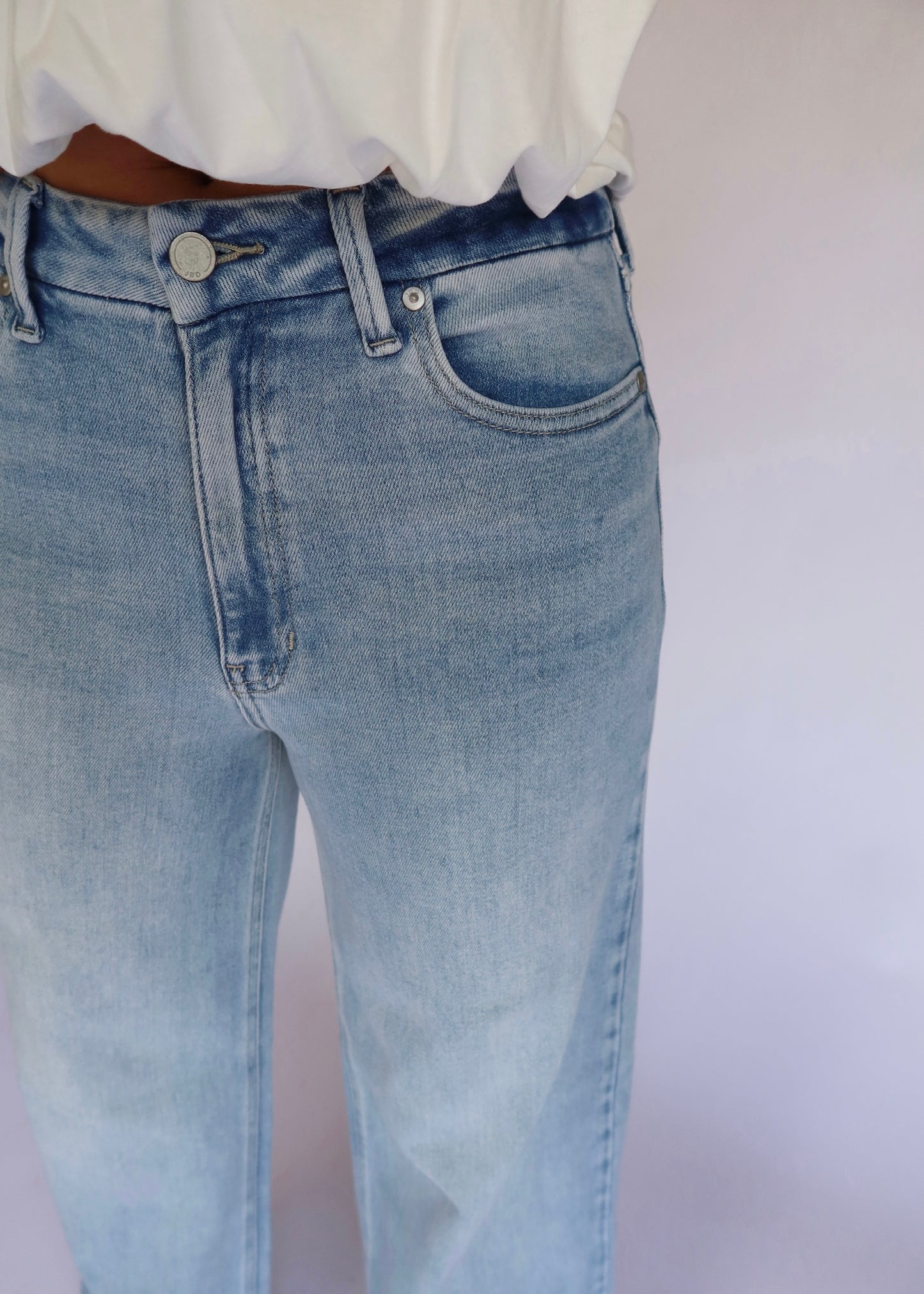 Sutton Wide Leg Jeans